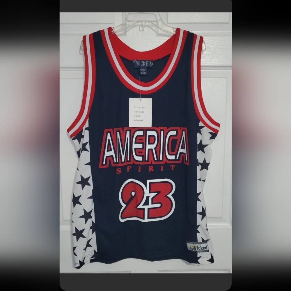 : *Retro America Spirit 23 Basketball Jersey movin smooth Wicked Size L vintage